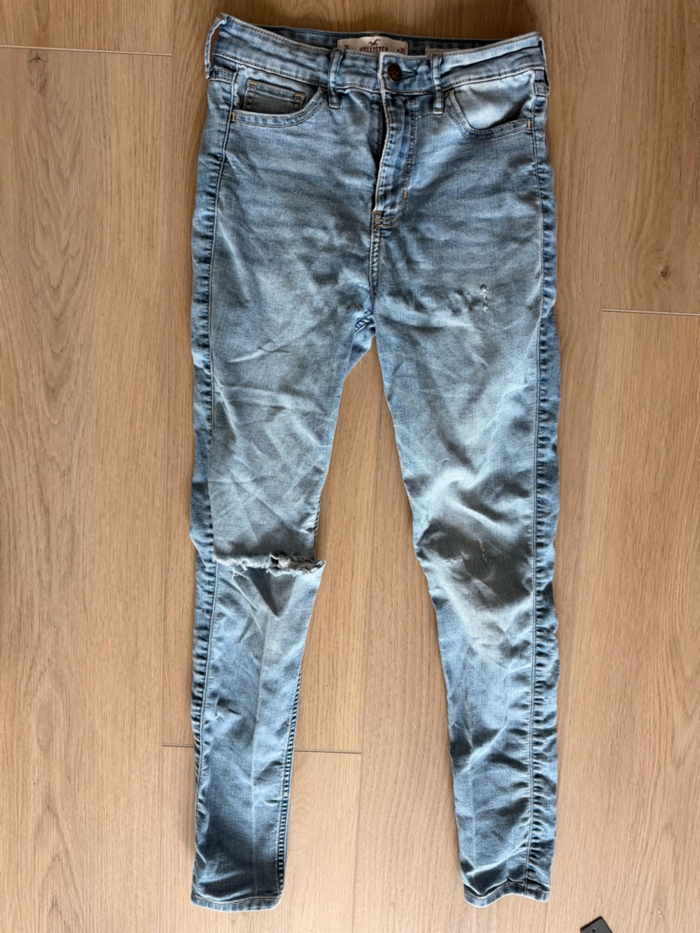 Hollister High Rise, Super Skinny Light Wash Blue Denim Jeans 26x28